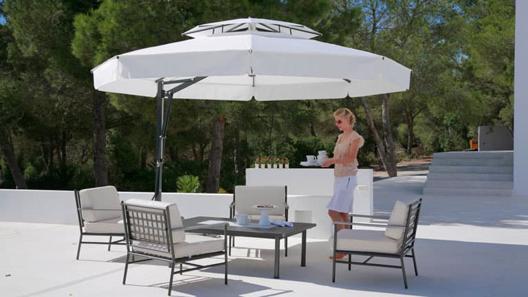 Sonnenschirm von CARAVITA